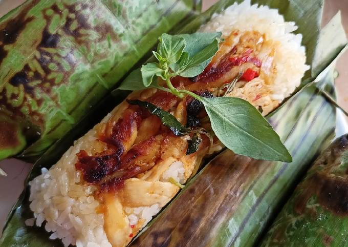 Nasi Bakar Teflon Ayam Suwir Kemangi