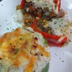 A picture of Shepherd's Pie Stuffed Peppers.
