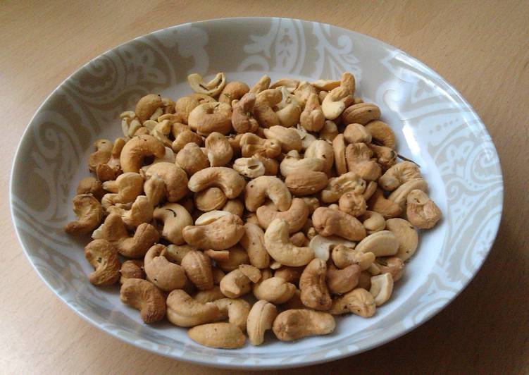 Recipe of Favorite Vickys Herby Roasted Cashew Nuts, Gluten, Dairy, Egg &amp; Soy-Free