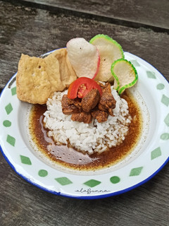 Foto resep Nasi Rawon Ayam Instan