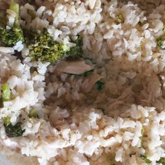 A picture of Chicken and Broccoli Cassarole.
