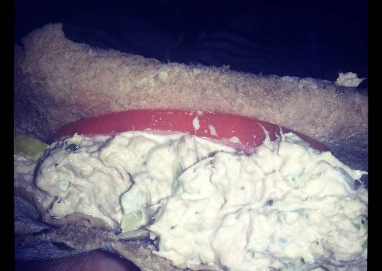 Easy & Delicious 5 Step Tuna Salad Easy & Delicious 5 Step Tuna Salad
