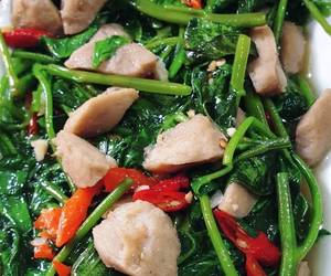 Gampangnya Membuat Ca kangkung bakso gak sampai 5 menit  Enak Bergizi