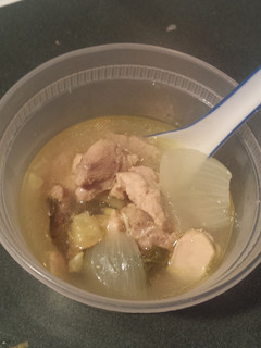 A picture of Refreshing chicken Soup!.