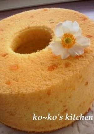 A picture of Orange Chiffon Cake.