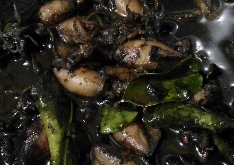 Cara Menyiapkan Cumi Hitam Bumbu Merica, Enak Banget