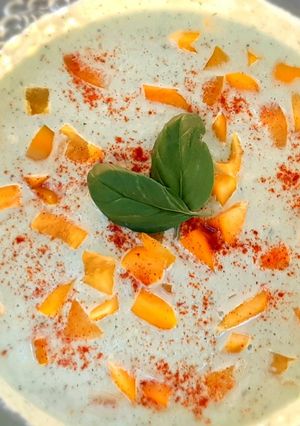 Une photo de Gaspacho de courgettes au chèvre frais