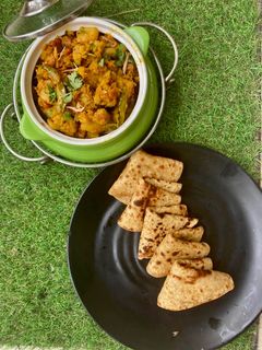 गोभी अदरकी(gobhi adrakhi recipe in hindi) रेसिपी मुख्य फोटो