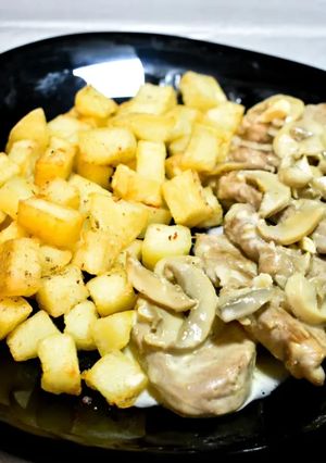 Una foto de Solomillo en Salsa de Champiñón