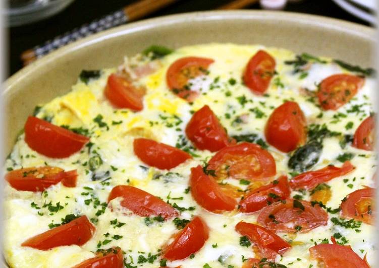 Spinach, Tomato, and Cheese Western Omelet