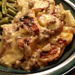 A picture of Cheesy Meat & Potatoes.