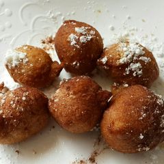 A picture of Mini Banana Donut Holes.