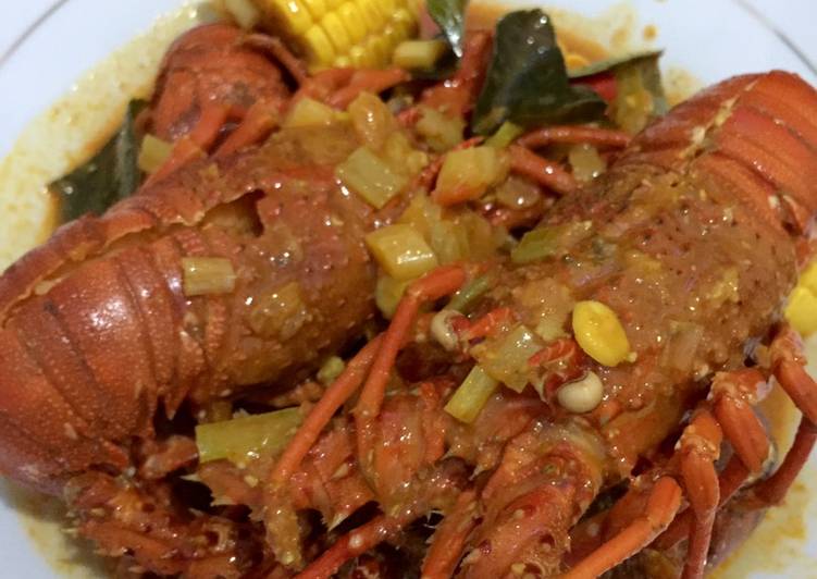 Cara Gampang Menyiapkan Lobster Saus Padang yang Sempurna