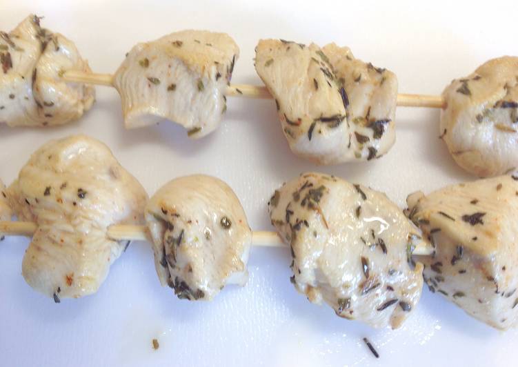 Step-by-Step Guide to Prepare Homemade Brochettes de Poulet