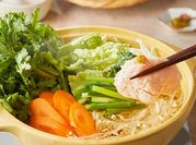 A picture of chicken bouillon stock