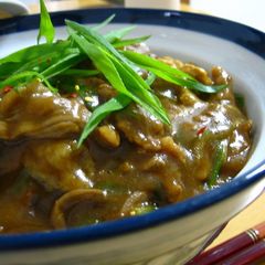 Japanese-Style Curry Rice Bowl Simple Version A picture of Japanese-Style Curry Rice Bowl Simple Version.