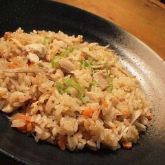 A picture of Easy & Delicious Rice with Chicken and Burdock Root.