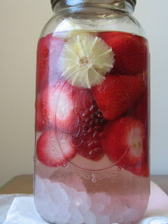 A picture of Strawberry Liqueur.