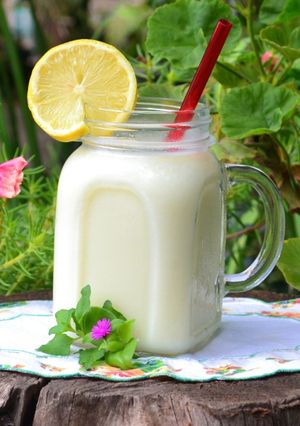 Una foto de Limonada con leche condensada🍋