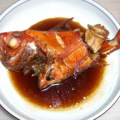 A picture of Preparing and Simmering Alfonsino Fish.