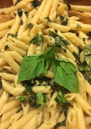 A picture of Lemon Basil & Garlic Pasta.