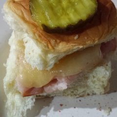 Ham and white cheddar sliders A picture of Ham and white cheddar sliders.