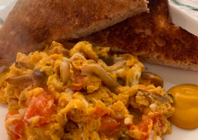 Scrambled eggs Receta de Tamy- Cookpad