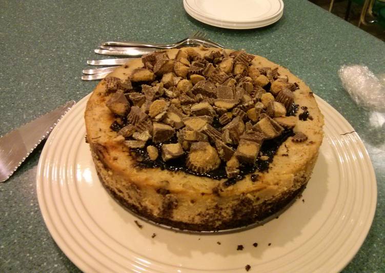 Simple Way to Make Homemade Peanut Butter Cheesecake