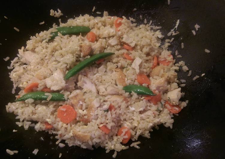 Easiest Way to Prepare Tasty Chicken Fried Brown Rice & Sweet Basil