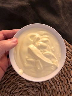 Una foto de Salsa mayonesa sin huevofácil y rápida - Lactonesa