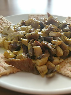 Una foto de Revuelto de Setas Vegano