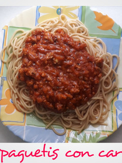 Una foto de Espaguetis con carne fáciles 🍝