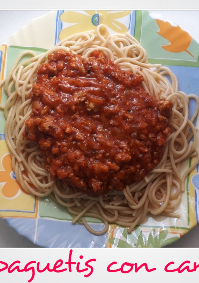 Una foto de Espaguetis con carne fáciles 🍝