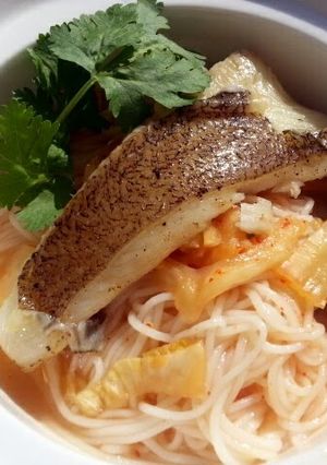 A picture of Noodle With Kimchi.