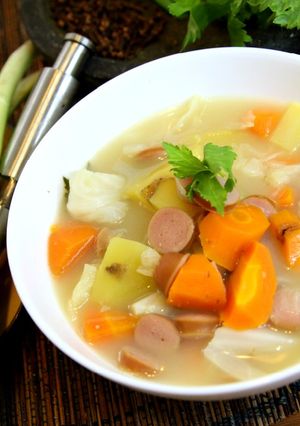 Foto resep Sup Sosis Creamy Kaldu Tulang Ayam