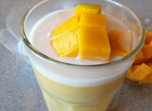 รูปของ Pudding Mango Coconut milk 🥭🥭 พุดดิ้งมะม่วงน้ำกะทิ 😋