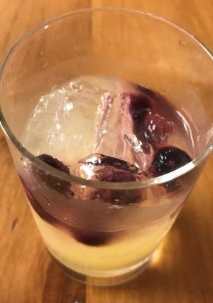 Una foto de Margarita con blueberries