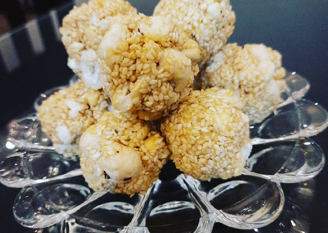 Til Makhana Ladoo