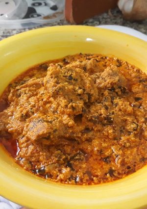 A picture of Egusi soup.