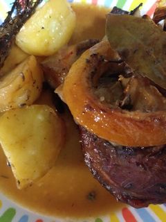 Una foto de Galta/carrillera al horno al vino blanco