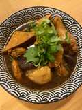 พะโล้ไก่ - Chicken Stewed in Chinese Five Spices Sauce