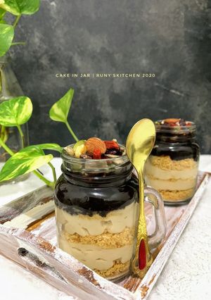 Foto resep Biscuits Coffee Cream Cake in jar
