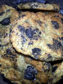 A picture of Oreo Blast Chocolate Chip Cookies.