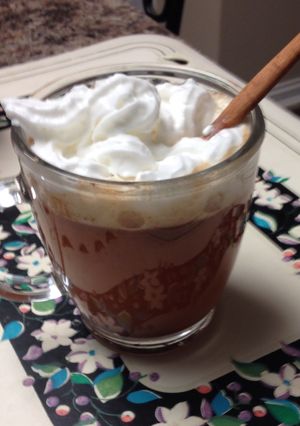 A picture of Spiced Hot Apple Cider.