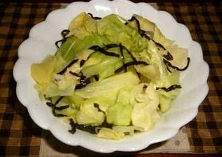 5 Minute Cabbage Tossed with Shio-Kombu