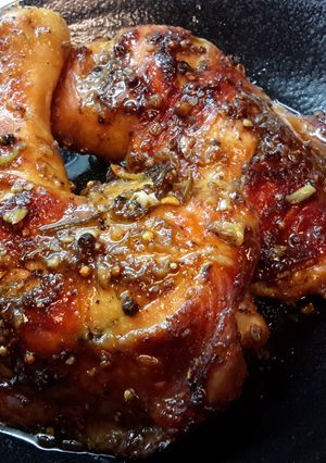 A picture of Kanya's Sriracha Roasted Chicken.