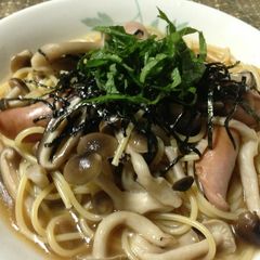 Japanese-Style Mushroom Soup Pasta in 10 Minutes A picture of Japanese-Style Mushroom Soup Pasta in 10 Minutes.