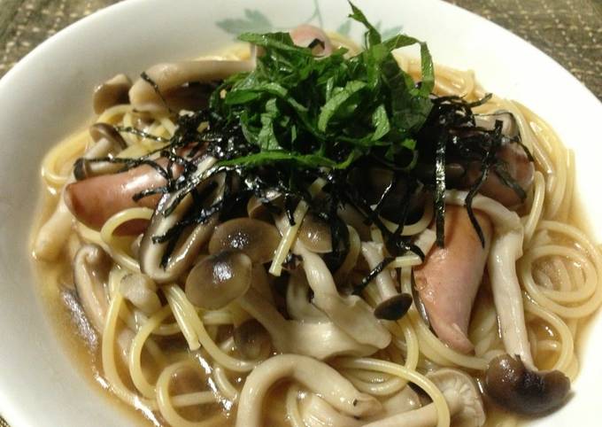 Recipe of Delicious Japanese-Style Mushroom Soup Pasta in 10 Minutes