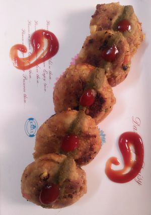उपमा कटलेट(Upma cutlet recipe in Hindi) रेसिपी मुख्य फोटो