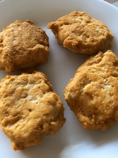 Una foto de Nuggets de pollo y tofu para bebé 👶